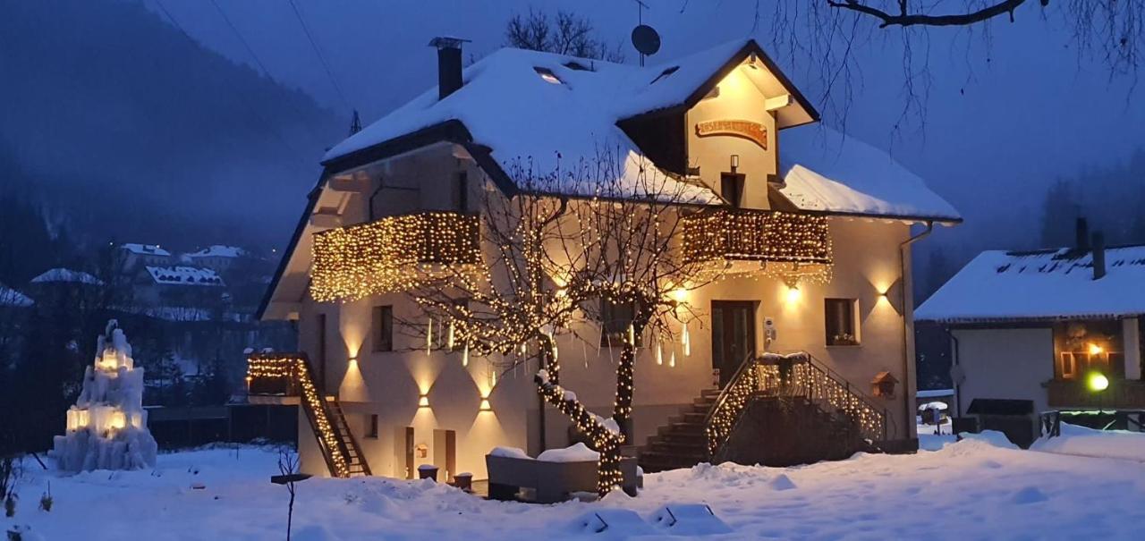 Hotel Rosengarten タルヴィージオ エクステリア 写真